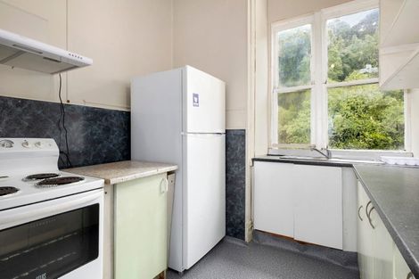 Photo of property in 74 Heriot Row, North Dunedin, Dunedin, 9016