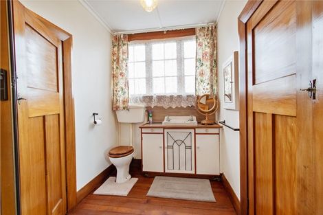 Photo of property in 17 Rhodes Street, Waimate, 7924