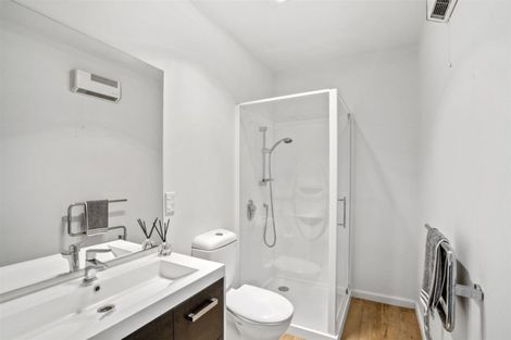 Photo of property in 48 Garreg Road, Bryndwr, Christchurch, 8052