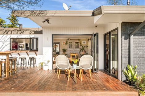 Photo of property in 2 Barnett Place, Te Puke, 3119