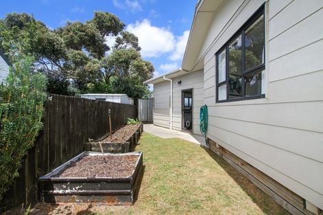 Photo of property in 7 Taihiki Road, Clarks Beach, 2122