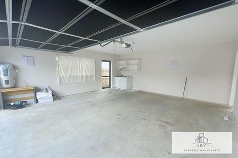 Photo of property in 98 Cardiff Road, Pakuranga, Auckland, 2010