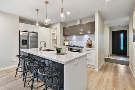 Photo of property in 2 Parkgrove Crescent, Pokeno, 2402