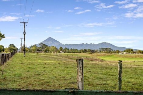 Photo of property in 492 Carrington Road, Hurworth, New Plymouth, 4371
