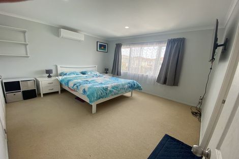 Photo of property in 38 Maypark Crescent, Flat Bush, Auckland, 2016