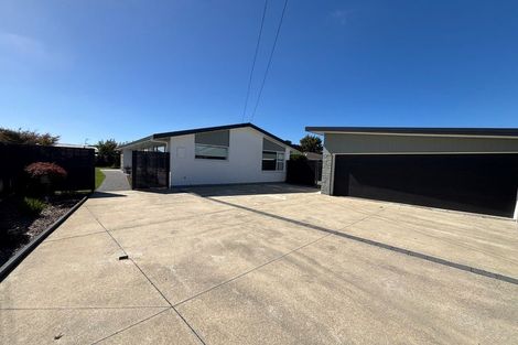 Photo of property in 102a Isleworth Road, Bishopdale, Christchurch, 8053