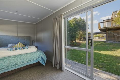 Photo of property in 14 Ogilvie Road, Kinloch, Taupo, 3377