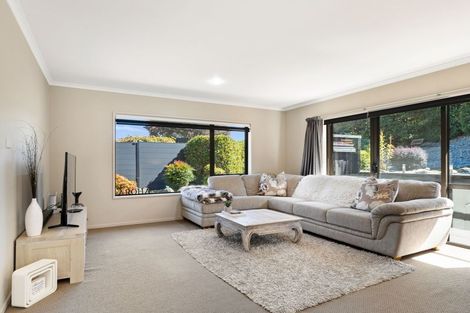 Photo of property in 122 Iles Road, Lynmore, Rotorua, 3010