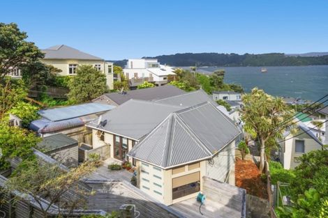 Photo of property in 75 Maida Vale Road, Roseneath, Wellington, 6011