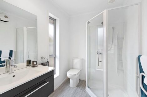 Photo of property in 4 Catkins Lane, Mairehau, Christchurch, 8052