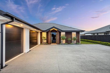 Photo of property in 209 Highsted Road, Casebrook, Christchurch, 8051