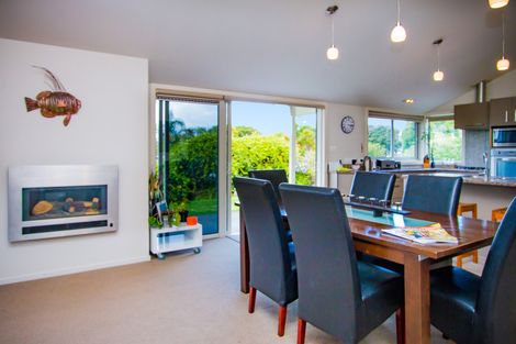 Photo of property in 854 Whangaparaoa Road, Manly, Whangaparaoa, 0930