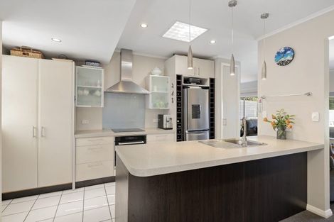 Photo of property in 11 Russo Terrace, Eastbourne, Lower Hutt, 5013