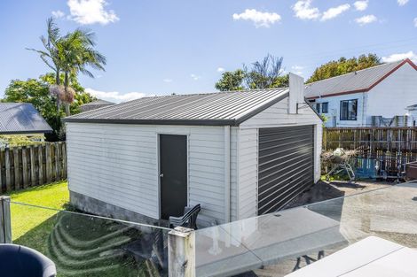 Photo of property in 9 Crail Court, Totara Heights, Auckland, 2105