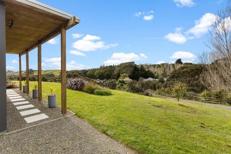 Photo of property in 62 Kingsdale Park Drive, Aokautere, Palmerston North, 4471