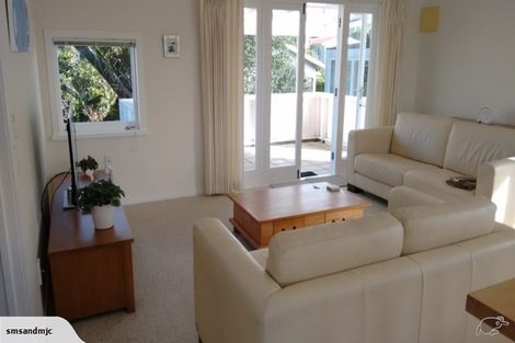 Photo of property in 5b Church Street, Devonport, Auckland, 0624