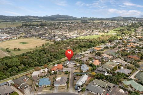 Photo of property in 76 Dalton Drive, Papamoa Beach, Papamoa, 3118
