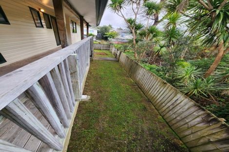 Photo of property in 53 Woodglen Road, Glen Eden, Auckland, 0602