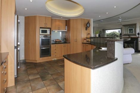 Photo of property in 98 Maxwells Road, Otumoetai, Tauranga, 3110