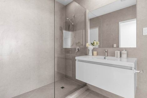 Photo of property in 85 Waipuhinui Way, Wiri, Auckland, 2104