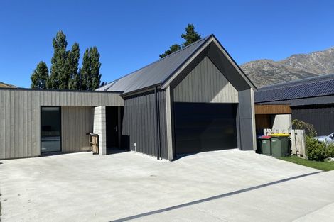 Photo of property in 41 Red Cottage Drive, Lake Hayes, Queenstown, 9304