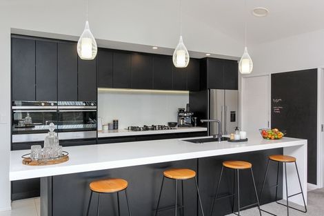 Photo of property in 36 Fernbrook Drive, Hurworth, New Plymouth, 4310