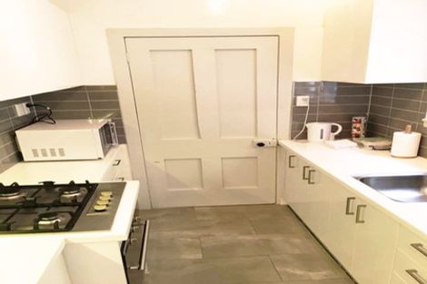 Photo of property in 4b Railway Street, Newmarket, Auckland, 1023