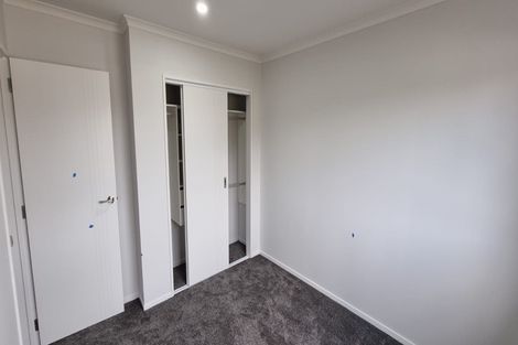 Photo of property in 425f Great South Road, Opaheke, Papakura, 2113