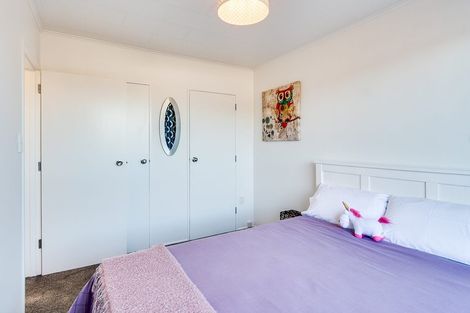 Photo of property in 11 Chester Street, Taradale, Napier, 4112