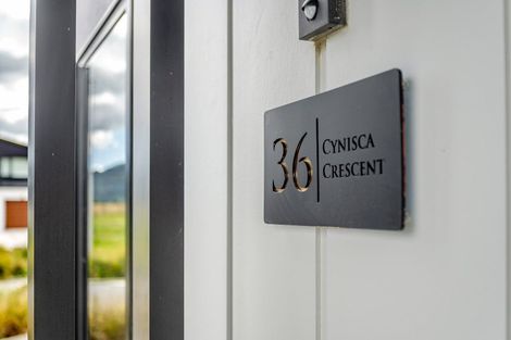 Photo of property in 36 Cynisca Crescent, Wallaceville, Upper Hutt, 5018
