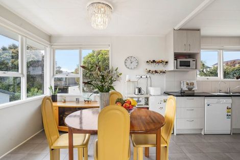 Photo of property in 15 Cherry Road, Bucklands Beach, Auckland, 2014