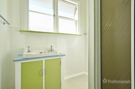 Photo of property in 2 Kowhai Place, Lansdowne, Masterton, 5810