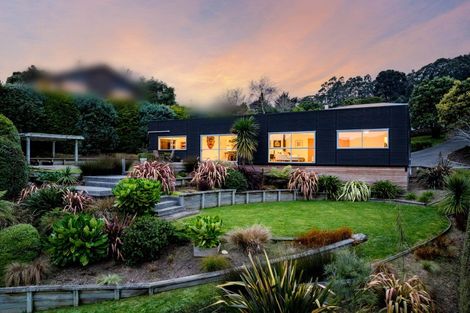 Photo of property in 35 Waikana Street, Broad Bay, Dunedin, 9014