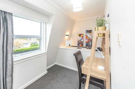 Photo of property in 3 Dickson Crescent, Saint Johns Hill, Whanganui, 4500