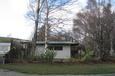 Photo of property in 189 Beacon Point Road, Wanaka, 9305
