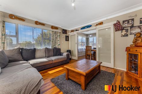 Photo of property in 41 Beaumonts Way, Manurewa, Auckland, 2102