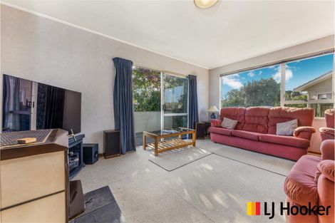 Photo of property in 22 Adel Place, Weymouth, Auckland, 2103