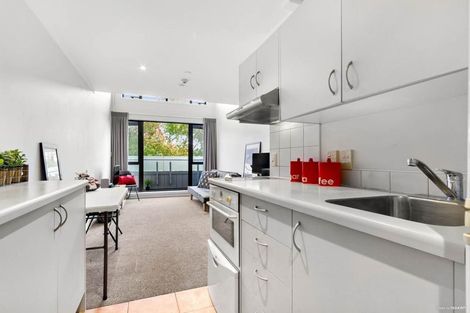 Photo of property in Westward Park Estate, 14b/30 Westward Ho, Glen Eden, Auckland, 0602