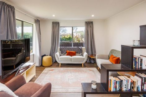 Photo of property in 36 Signal Street, Foxton Beach, Foxton, 4815