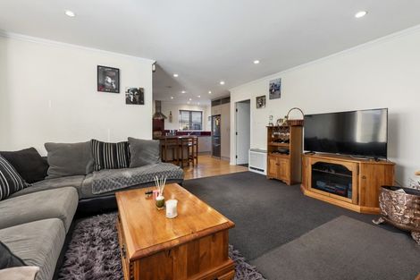 Photo of property in 27 Clouston Park Road, Clouston Park, Upper Hutt, 5018