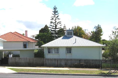 Photo of property in 39c Hutchinson Avenue, New Lynn, Auckland, 0600