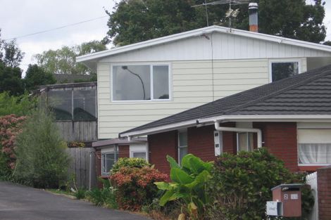 Photo of property in 1/9 Chivalry Road, Glenfield, Auckland, 0629