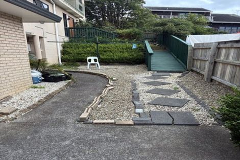 Photo of property in 4 The Enclave, Totara Heights, Auckland, 2105