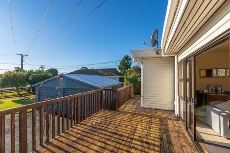 Photo of property in 22 Moana Road, Paraparaumu, 5032