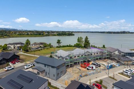 Photo of property in 93 Waituarua Drive, Takanini, Auckland, 2112