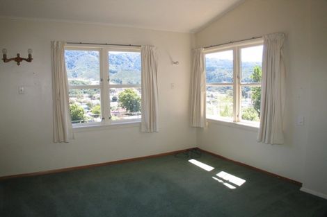 Photo of property in 31 Otago Street, Picton, 7220