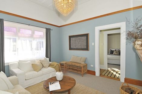 Photo of property in 12 Sale Street, Napier South, Napier, 4110