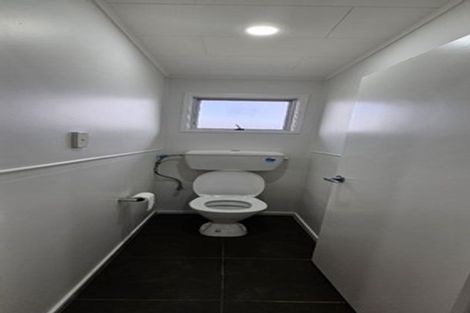 Photo of property in 2 Tuna Place, Manurewa, Auckland, 2102