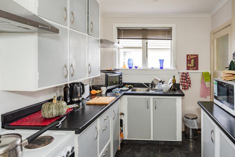 Photo of property in 16-16a Pembroke Street, Oamaru North, Oamaru, 9400