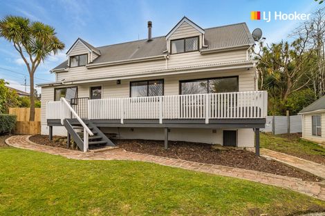 Photo of property in 27 Glenross Street, Glenross, Dunedin, 9011